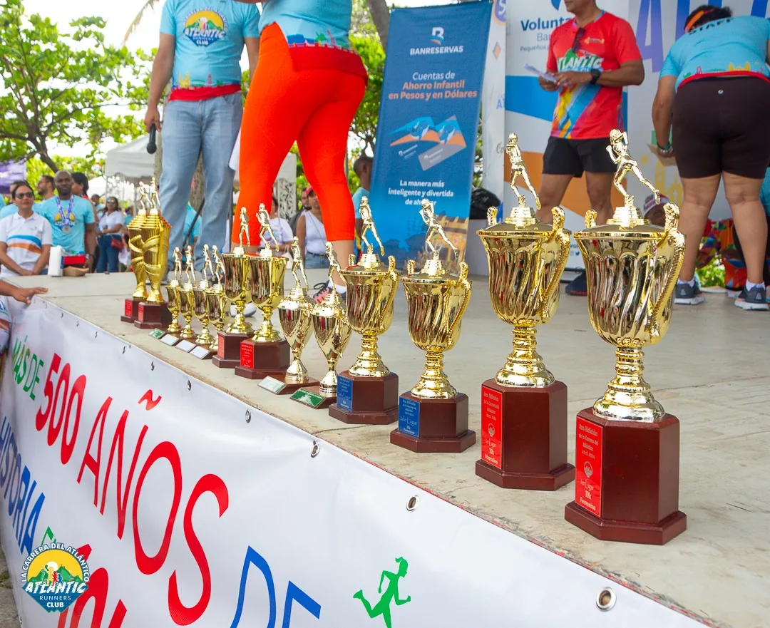 Trofeos de la premiación de La Carrera del Atlántico